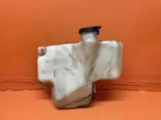 Бачок омывателя Hummer H2 6.0 2003