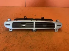 Дефлектор обдува центральный Chevrolet Camaro 5