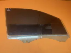 Стекло двери переднее правое Porsche Cayenne 958