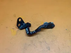 Петля крышки багажника правая Land Rover Evoque