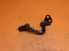 Петля крышки багажника левая Land Rover Evoque