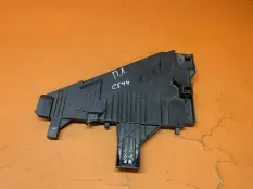 Кронштейн фары передний левый Land Rover