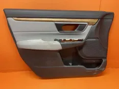 Обшивка двери передняя левая Honda CR-V 5 1.5 2017