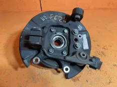Кулак поворотный задний правый Infiniti JX35 L50
