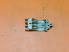 Кронштейн фары передний левый Infiniti QX56 Z62