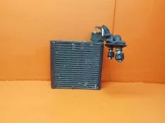 Испаритель кондиционера передний Toyota Sienna 2