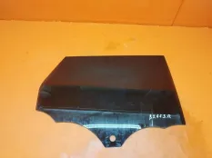 Стекло двери заднее правое Land Rover Evoque L538