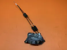 Замок двери передний правый Toyota FJ Cruiser 4.0