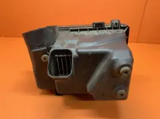 Корпус воздушного фильтра Toyota Sienna 2 3.5 2008