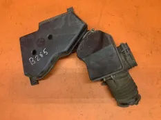 Резонатор воздушного фильтра Toyota Highlander