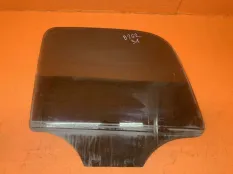 Стекло двери заднее левое Chevrolet Tahoe GMT900