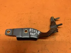 Петля крышки багажника задняя правая Acura RDX TB3