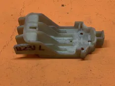 Кронштейн фары передний левый Infiniti QX56 Z62