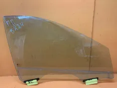 Стекло двери переднее правое Cadillac SRX 3.6 2012