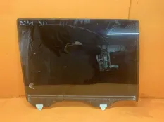 Стекло двери заднее правое Infiniti QX56 Z62 5.6