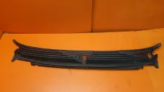 Решетка стеклоочистителя Жабо Cadillac Escalade