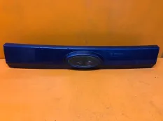 Накладка крышки багажника Ford Escape 2 2008