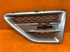Решетка крыла передняя левая Land Rover Freelander