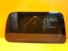 Форточка багажника правая Infiniti QX56 JA60 5.6