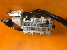 Блок предохранителей салонный Infiniti EX35 J50