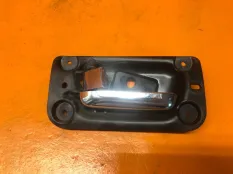 Ручка двери внутренняя задняя левая Hummer H3 2006