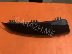 Накладка крышки багажника правая Chevrolet Tahoe