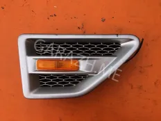 Накладка крыла передняя правая Land Rover