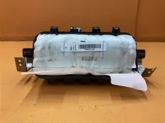 Подушка безопасности пассажира Ford Explorer U625