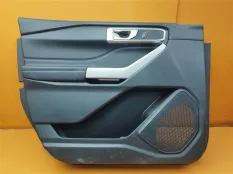 Обшивка двери передняя левая Ford Explorer U625
