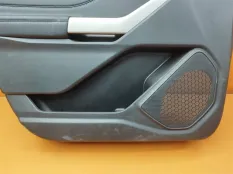 Обшивка двери передняя левая Ford Explorer U625