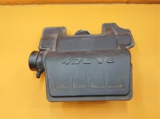 Резонатор воздушного фильтра Dodge RAM 4 4.7 2011