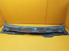 Решетка стеклоочистителя Жабо Dodge RAM 4 4.7 2011