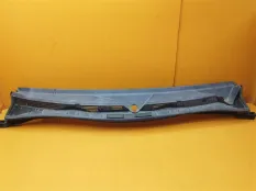 Решетка стеклоочистителя Жабо Infiniti QX80 Z62