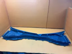 Решетка стеклоочистителя Жабо Ford Explorer U625