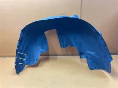 Подкрылок задний правый Dodge Challenger 3 3.6