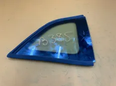 Форточка кузова задняя правая Dodge Challenger 3