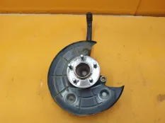 Кулак поворотный передний левый Dodge Challenger 3