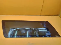 Форточка багажника левая Chevrolet Tahoe K2 5.3