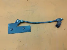 Ограничитель капота Hummer H2 6.0 2003