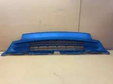 Решетка бампера передняя Toyota RAV 4 XA40 2.5