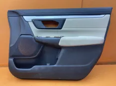 Обшивка двери передняя правая Honda CR-V 5 2.4