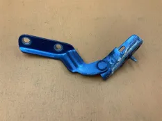 Петля крышки багажника правая Honda Pilot 3 3.5