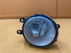 Фара противотуманная ПТФ передняя правая Lexus