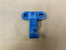 Кронштейн фары передний левый Chevrolet Tahoe