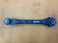 Рычаг подвески нижний задний правый Ford Mustang 6