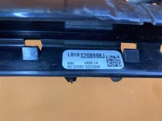 Накладка двери передняя левая Ford Explorer U625