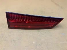 Фонарь крышки багажника задний правый Honda Pilot