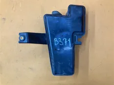 Резонатор воздушного фильтра Toyota RAV 4 XA40 2.5