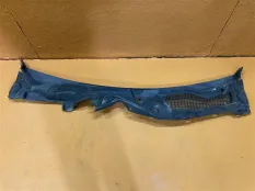 Решетка стеклоочистителя Жабо Ford Mustang 6 2.3