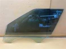 Стекло двери переднее левое Land Rover Velar L560
